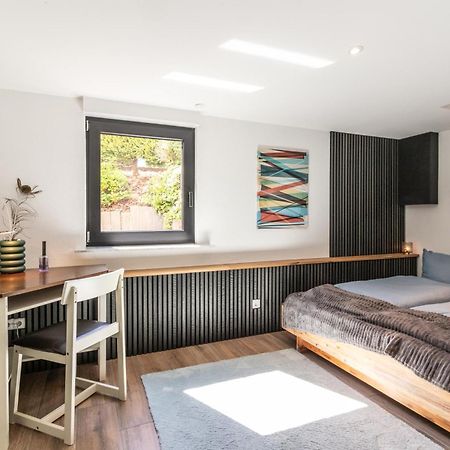 Eifelbergversteck Grosse Und Moderne Einliegerwohnung In 马延 外观 照片